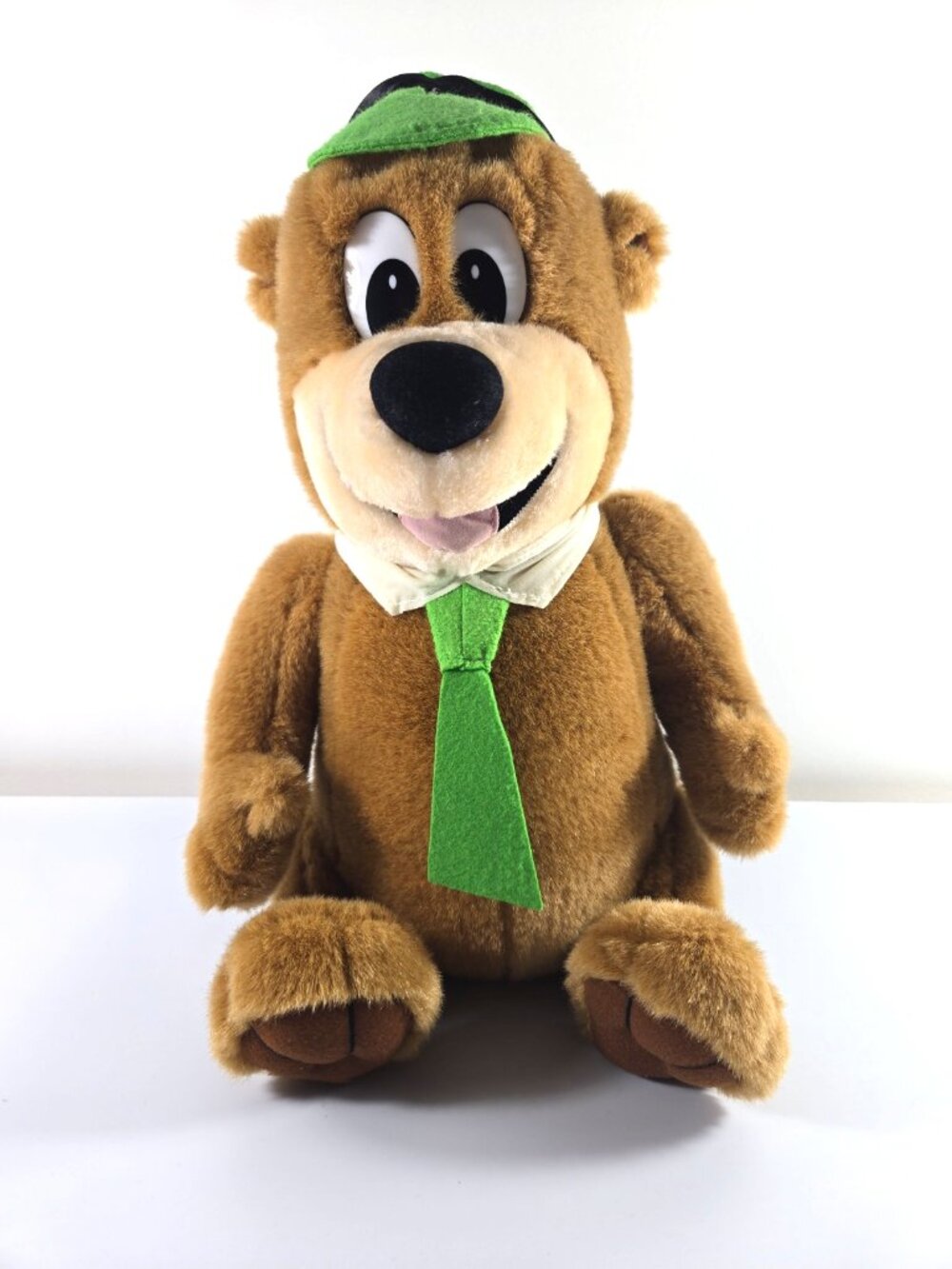 Vintage Yogi Bear Plush Sitting Stuffed Animal Hanna-Barbera